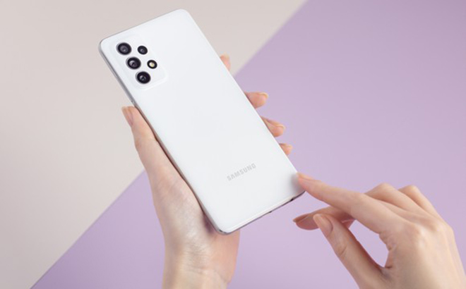 Galaxy A72.