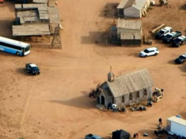 Thế giới - Lộ lỗ hổng sau thảm kịch tài tử Mỹ sơ ý bắn chết người trên phim trường