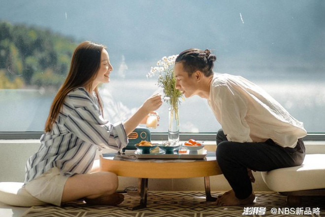 Bạn trai thuê trong ngày có thể đi chơi hay shopping cùng