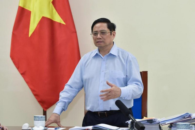 Thủ tướng yêu cầu Bộ Y tế ưu tiên phân bổ vaccine, thuốc điều trị cho các tỉnh Sóc Trăng, Cà Mau và Phú Thọ. Ảnh: VGP