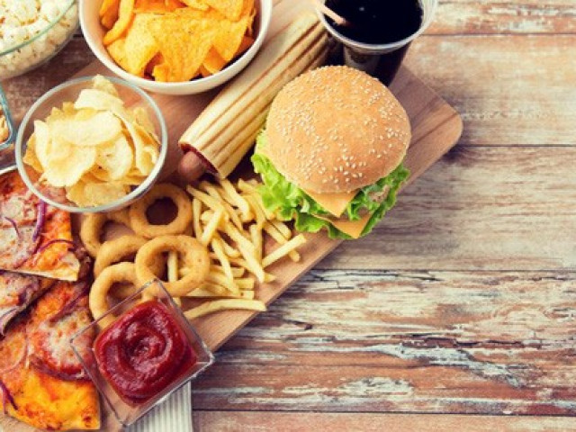 Sức khỏe đời sống - Mối liên quan giật mình giữa "não cá vàng" và kiểu ăn