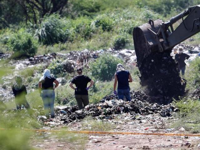 Thế giới - Bí ẩn về số phận bi thảm 43 sinh viên cướp xe buýt chở ma túy để đi biểu tình