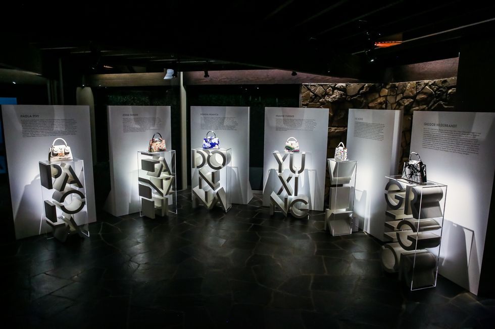 Louis Vuitton rầm rộ quảng bá cho siêu phẩm túi Capucines - 6