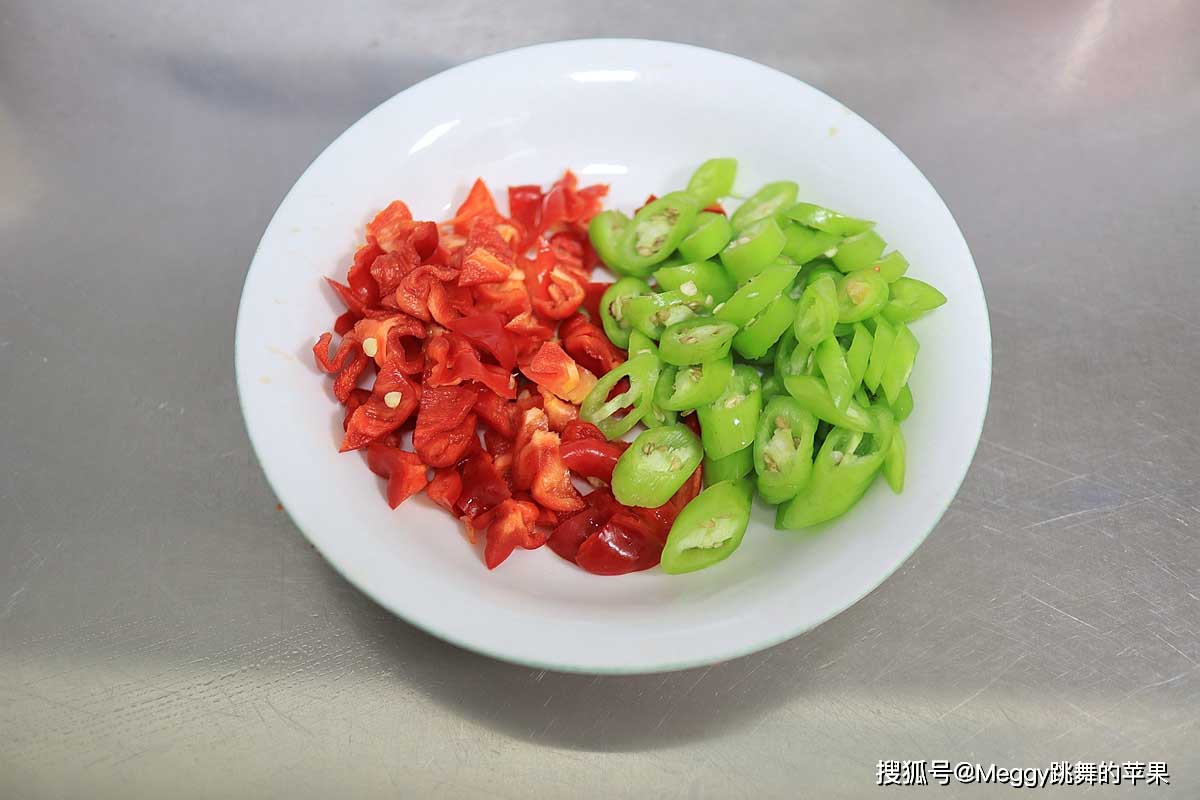 Nhấn vào ảnh để phóng to Món ăn này rất bổ não lại giàu canxi, thích hợp cho gia đình có trẻ nhỏ ăn thường xuyên - 4