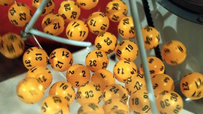 Đổi thưởng trúng xổ số tại các địa điểm quy định