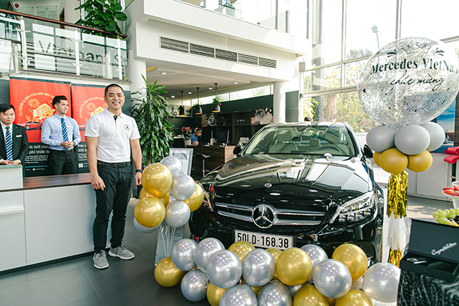 Vietnam Star lần đầu tiên mang đến chương trình "Tri ân mừng sinh nhật xe Mercedes-Benz" - 2