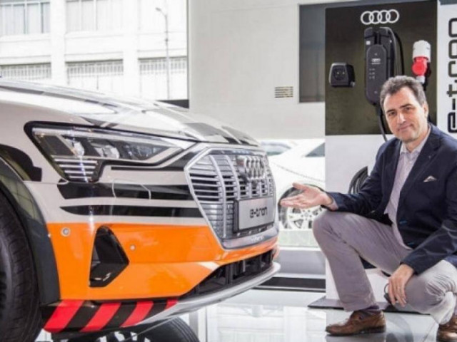 Ô tô - Doanh nghiệp nhập khẩu ô tô kiến nghị không phân biệt khi giảm phí trước bạ