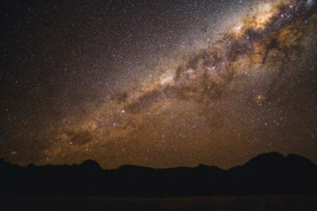 7 trải nghiệm bầu trời hiếm có bạn chỉ có thể quan sát ở Úc