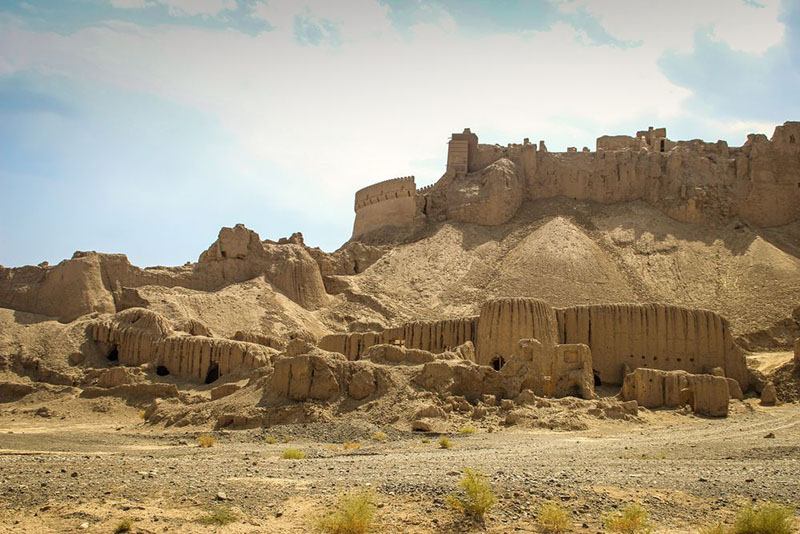 Tòa nhà bằng gạch nung lớn nhất thế giới, kỳ quan xứ sở Ba Tư - 2