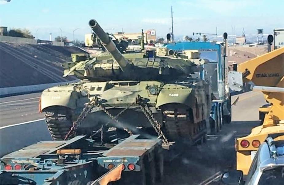 Xe tăng T-84 Oplot vừa được Ukraine chuyển giao cho Mỹ (ảnh: NI)