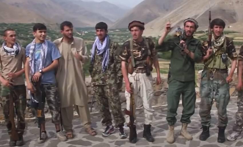 Việc tấn công vào lực lượng Taliban
tại khu căn cứ không quân trọng yếu này sẽ giúp cho FANR tranh thủ
được sự ủng hộ từ các nhóm vũ trang khác đang chống đối
Taliban.