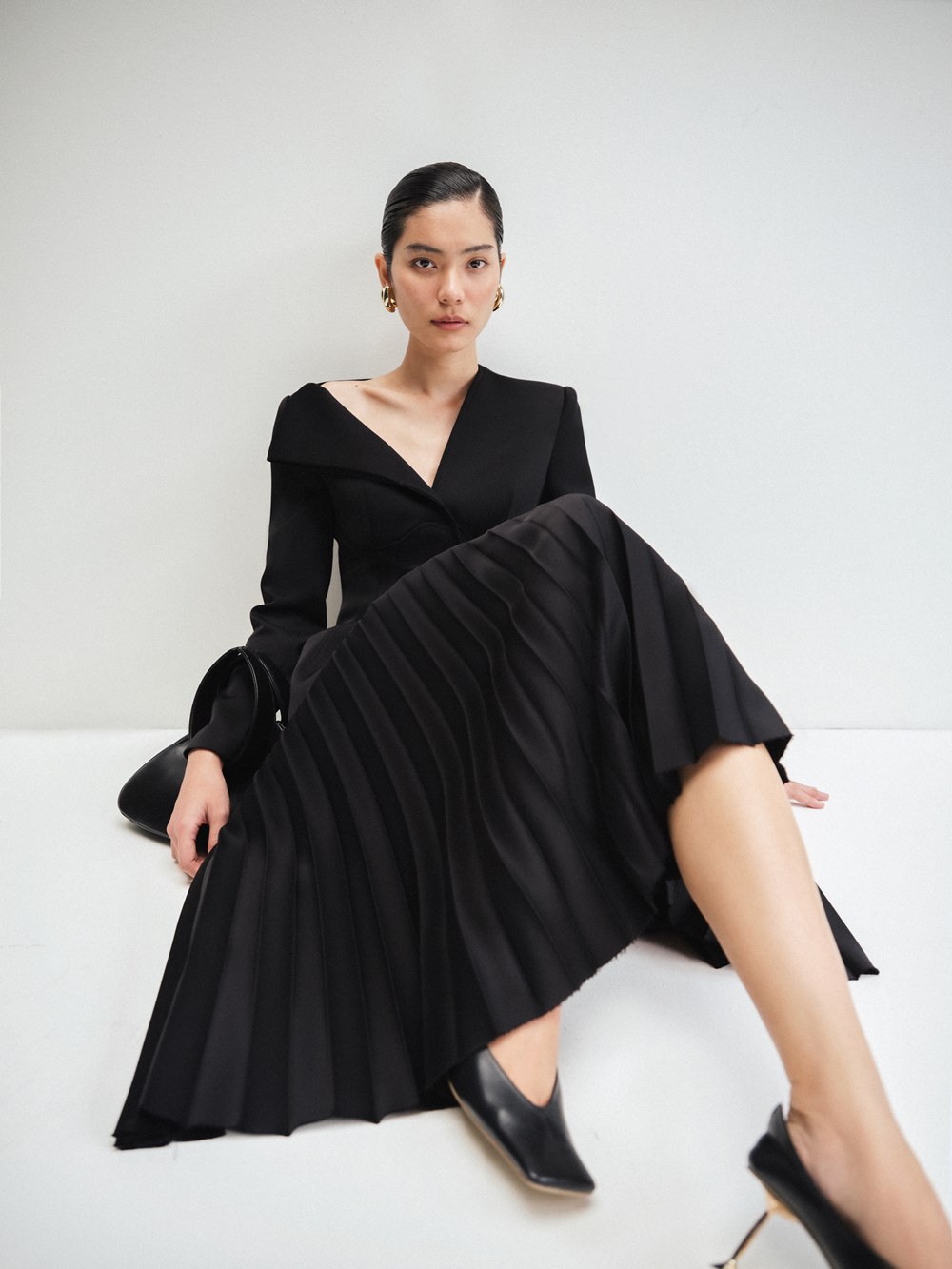 Các nếp xếp ly được làm hoàn toàn thủ công.