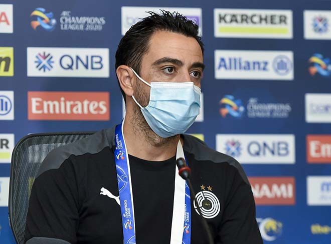 Xavi Hernandez là ứng cử viên số 1 thay thế Koeman ở Barca