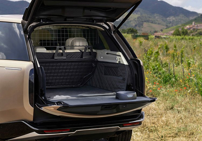 Range Rover thế hệ mới ra mắt toàn cầu, kiểu dáng gây tranh cãi - 7