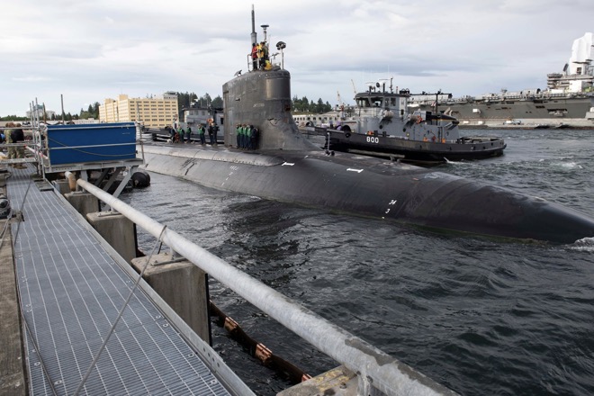 Tàu ngầm hạt nhân USS Connecticut.