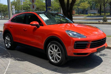 Loạt xe Porsche Cayenne bị triệu hồi vì lỗi bu-lông trụ sau tại Việt...