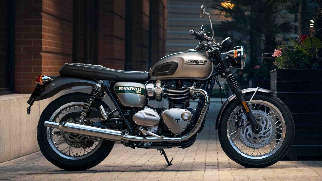 Triumph Bonneville T120 Gold Line Edition