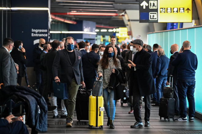 Sân bay Fiumicino của Rome đã hoạt động trở lại sau khi nới lỏng hạn chế. Ảnh: Straits Times