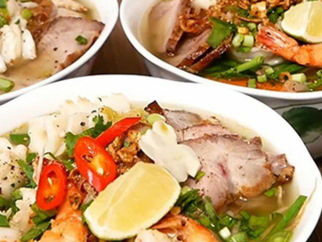 Ẩm thực - Cách nấu mì tôm mực xá xíu cực ngon, cực dễ