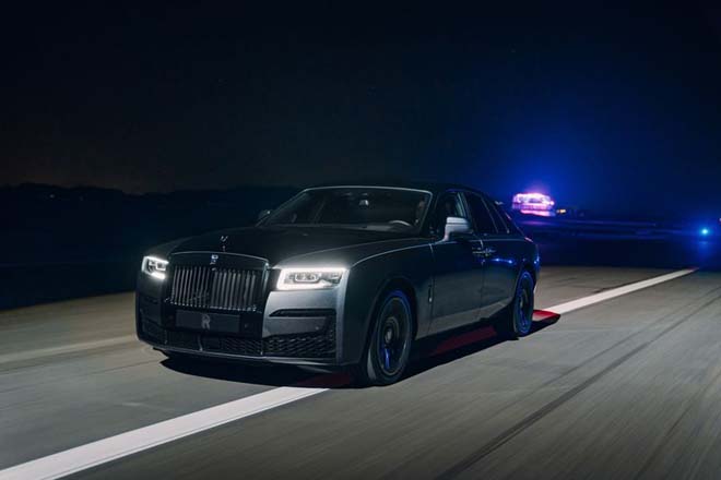Chiêm ngưỡng "cực phẩm" Rolls-Royce Ghost Black Badge 2022 vừa trình làng - 15