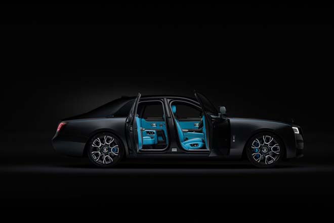 Chiêm ngưỡng "cực phẩm" Rolls-Royce Ghost Black Badge 2022 vừa trình làng - 3