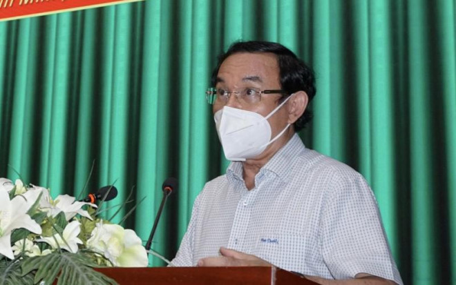 Bí thư Thành ủy TP.HCM Nguyễn Văn Nên phát biểu tại hội nghị. Ảnh: NGUYỆT NHI