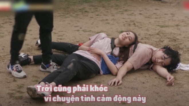 Ninh Dương Lan Ngọc và "chồng" tình tứ trên sóng truyền hình - 3