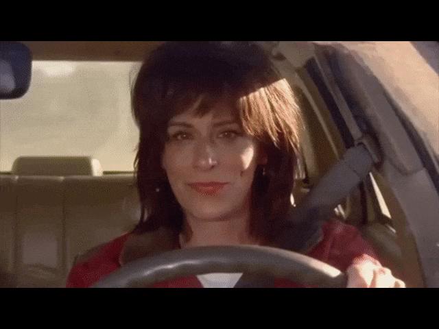 Ô tô - Clip: Khi nữ tài xế "trả đũa" sau va chạm nhỏ ở bãi gửi xe