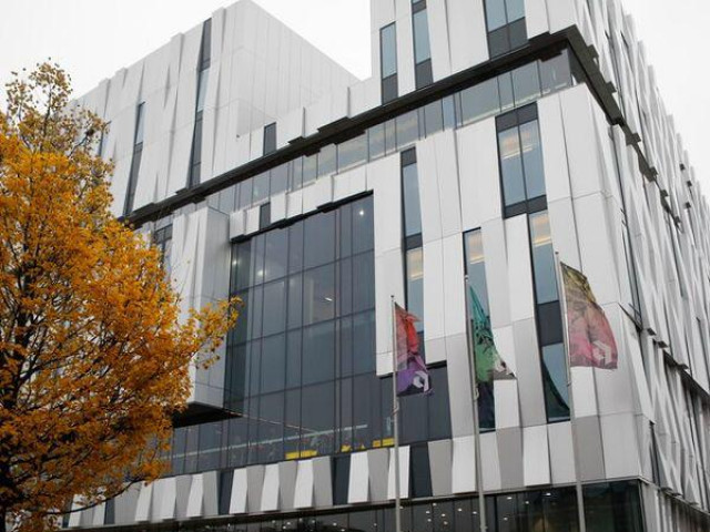 Thế giới - Cụ ông 80 tuổi rơi xuống từ tầng 7 trúng cụ ông 60 tuổi, cả hai tử vong thương tâm