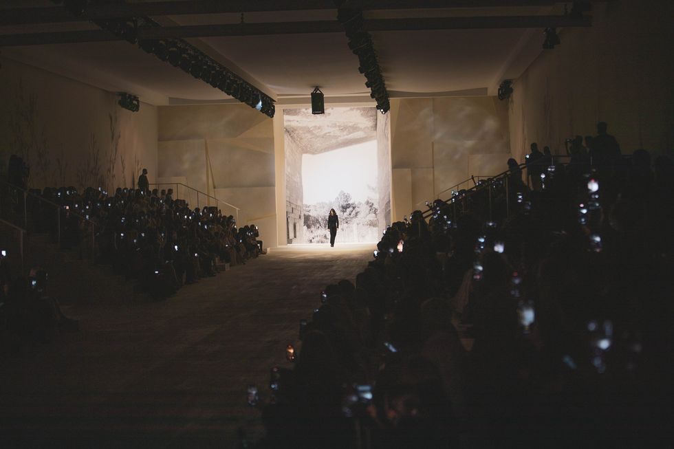 Chanel chọn Dubai phồn hoa cho bộ sưu tập Cruise mới nhất - 2