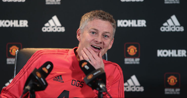 HLV Solskjaer trong buổi họp báo