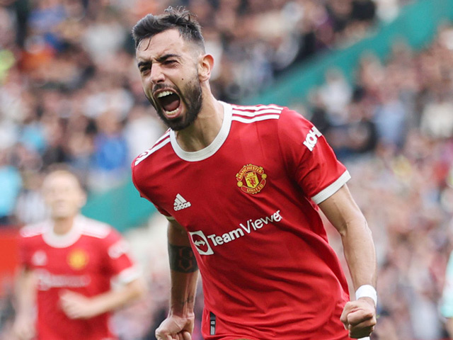 Bóng đá - Giật mình Fernandes "tịt ngòi" 2 tháng, bày mưu để MU thắng Man City