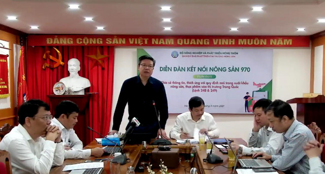 Tiến sĩ Lê Thanh Hoà, Giám đốc Văn phòng SPS Việt Nam phát biểu tại Diễn đàn