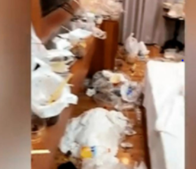 Căn phòng ngập rác khiến người xem hoảng sợ