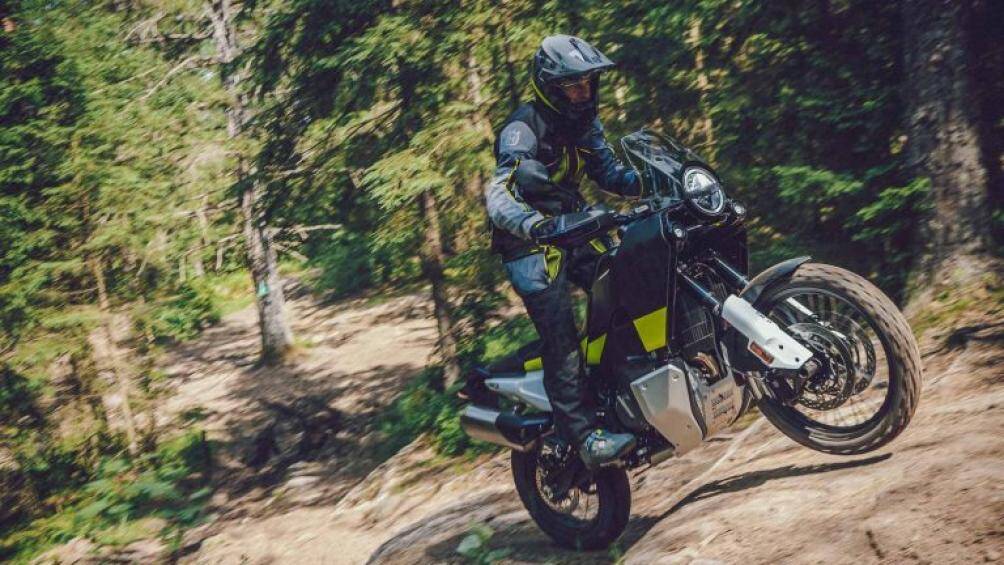 Husqvarna Norden 901, mẫu xe Adventure mới ra mắt có gì đặc biệt? - 6