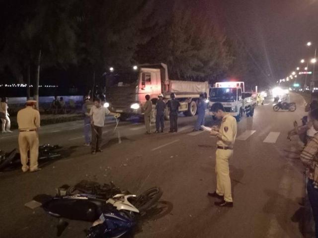 Tin tức trong ngày - Tin tức 24h qua: Va chạm xe máy trong đêm, 2 học sinh tử vong