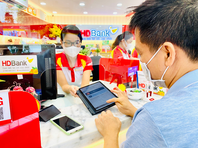 Dễ dàng quản lý chi phí xăng dầu với thẻ tín dụng chuyên biệt hạn mức đến 3 tỷ đồng - 2