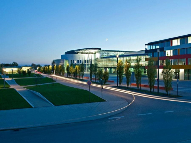 Khuôn viên khoa Kiến trúc của TUM.