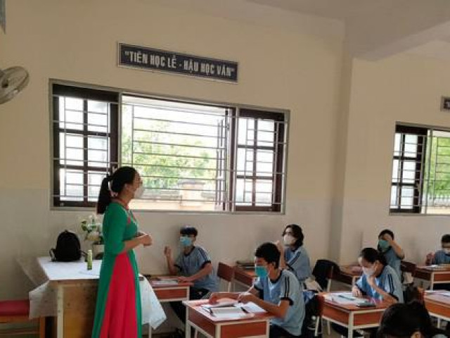 Tin tức trong ngày - TPHCM: Phát hiện ca dương tính sau khi đón học sinh trở lại trường