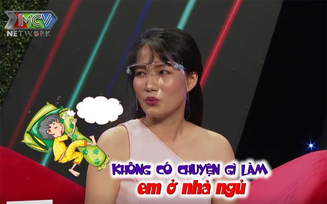 Gái xinh "cực mặn" tham gia hẹn hò khiến bạn trai "khốn đốn" - 4