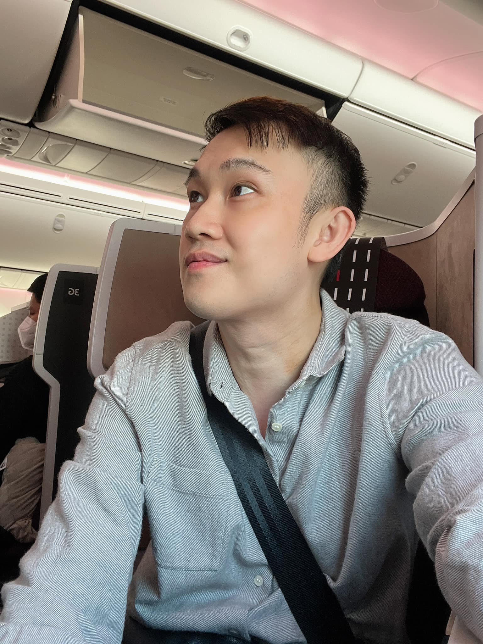 Dương Triệu Vũ trên chuyến bay sang Mỹ
