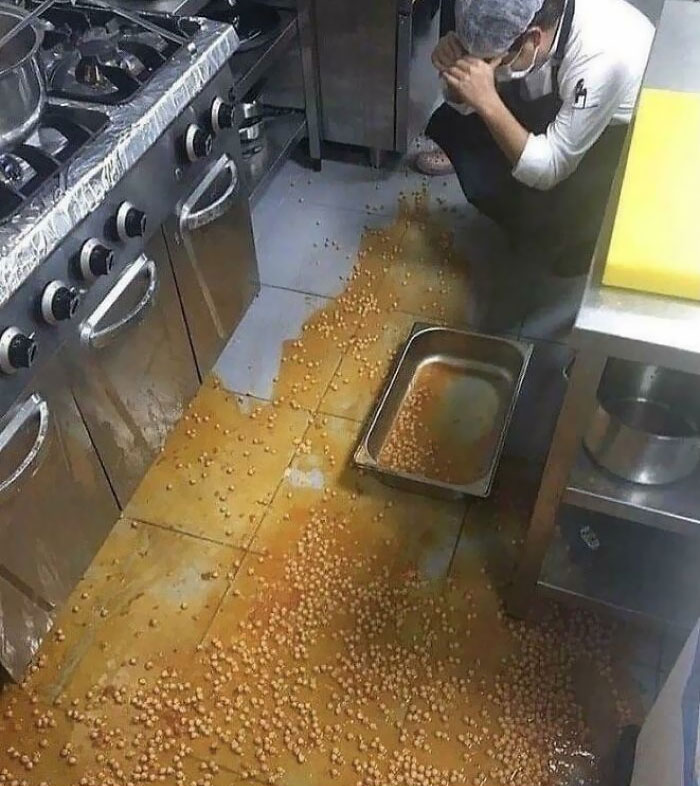 “Tôi có nên tự xin nghỉ việc trước khi ông chủ nổi trận lôi đình không?”