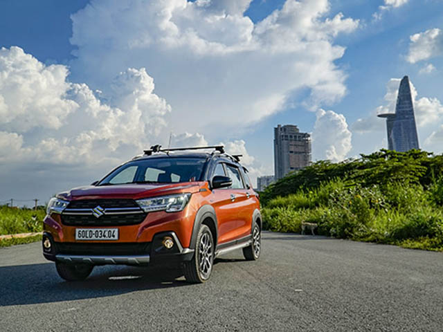 Ô tô - Suzuki XL7 giảm giá mạnh để cạnh tranh với Toyota Raize