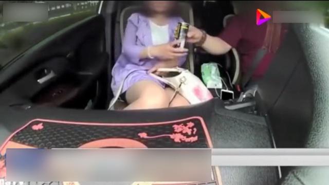 Gã đàn ông sử dụng “nước ngoan ngoãn” để khiến nạn nhân mất kiểm soát, sau đó tấn công tình dục. Ảnh minh họa