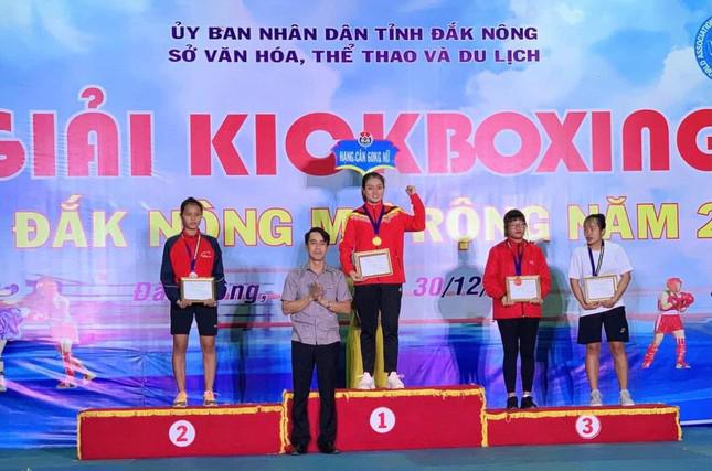 Nữ vận động viên kickboxing đẹp như hotgirl và câu chuyện đến với võ thuật - 3