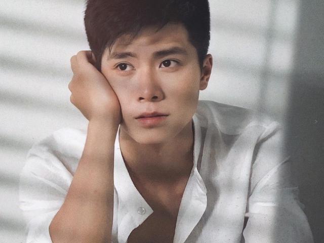 Bạn trẻ - Cuộc sống - Nguyễn Đình Tuấn Anh – Nam sinh cao 1m82 khiến hội chị em điêu đứng