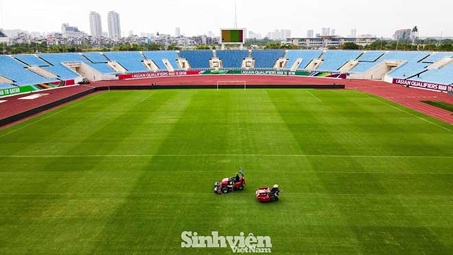 Toàn cảnh sân vận động Quốc gia Mỹ Đình trước giờ bóng lăn. Ảnh: NAM NGUYỄN