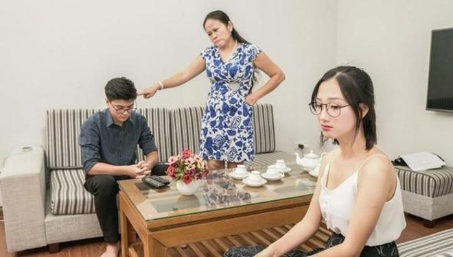 Mẹ chồng "ghen kinh khủng" với cả con dâu vì không muốn con trai san sẻ tình cảm - 3