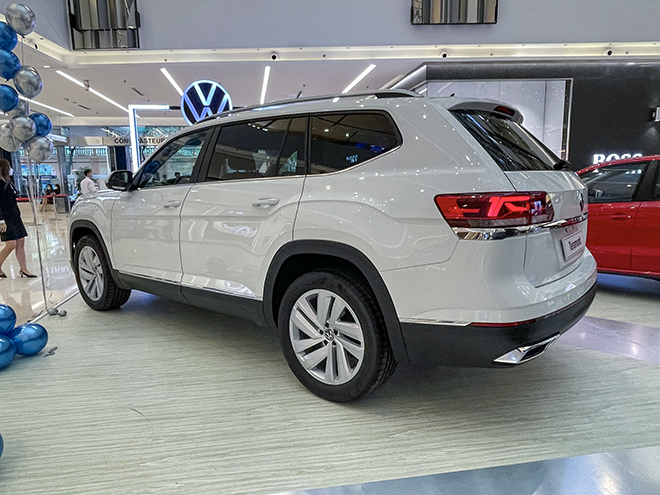 Chi tiết mẫu SUV 7 chỗ Volkswagen Teramont trong lễ bàn giao xe - 6