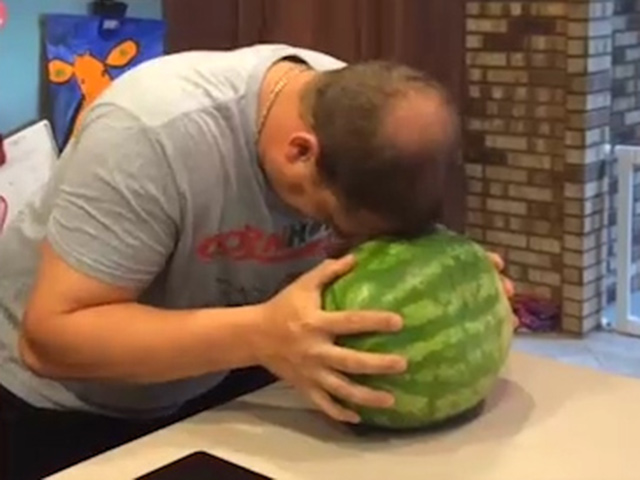 Cười 24H - Cười không thành tiếng với những ông bố bá đạo này